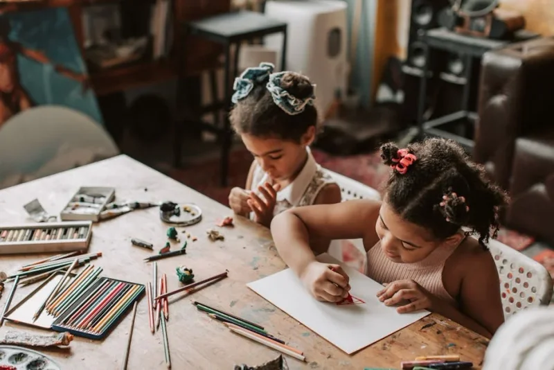 Arts 4 6 Grade for kids in 3850 Jermantown Rd, Fairfax, VA 22030, USA.