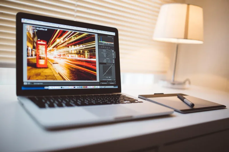 Cinematics Video Editing & Motion Graphics Certificate NYC for kids in 185 Madison Ave 3rd floor, New York, NY 10016, United States.